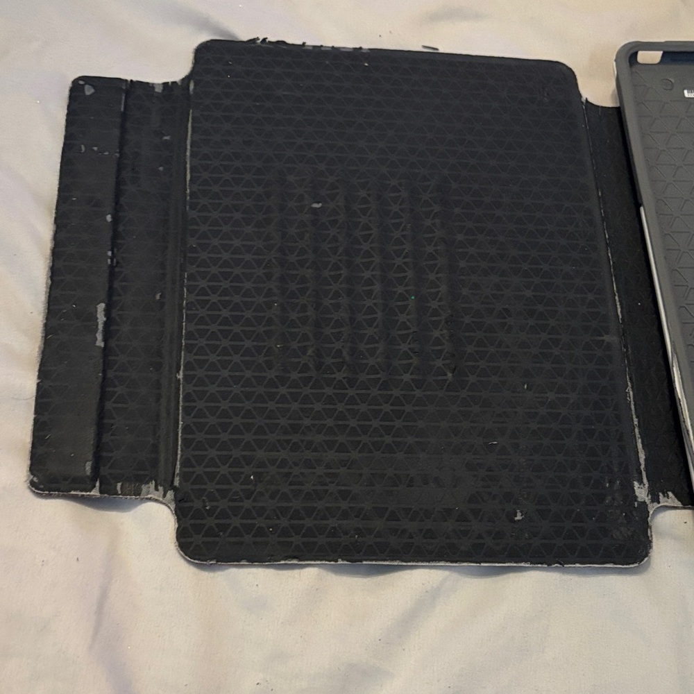 OtterBox Brown Tablet Cover - Picture 5 of 5